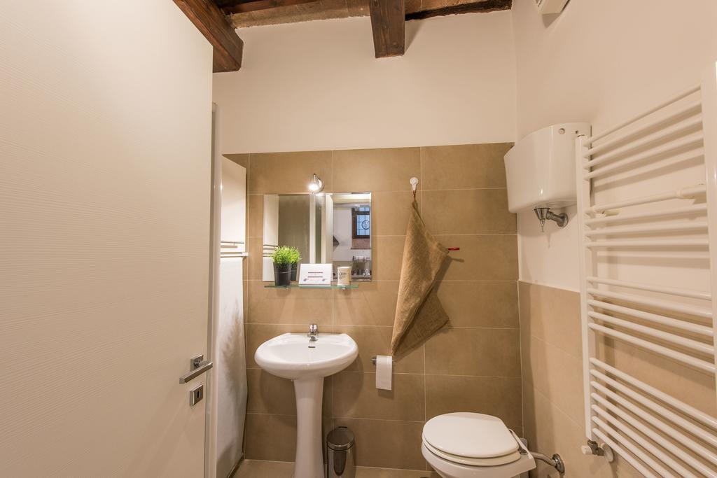Vermaaten Boutique Suites Emerald Todi Luaran gambar