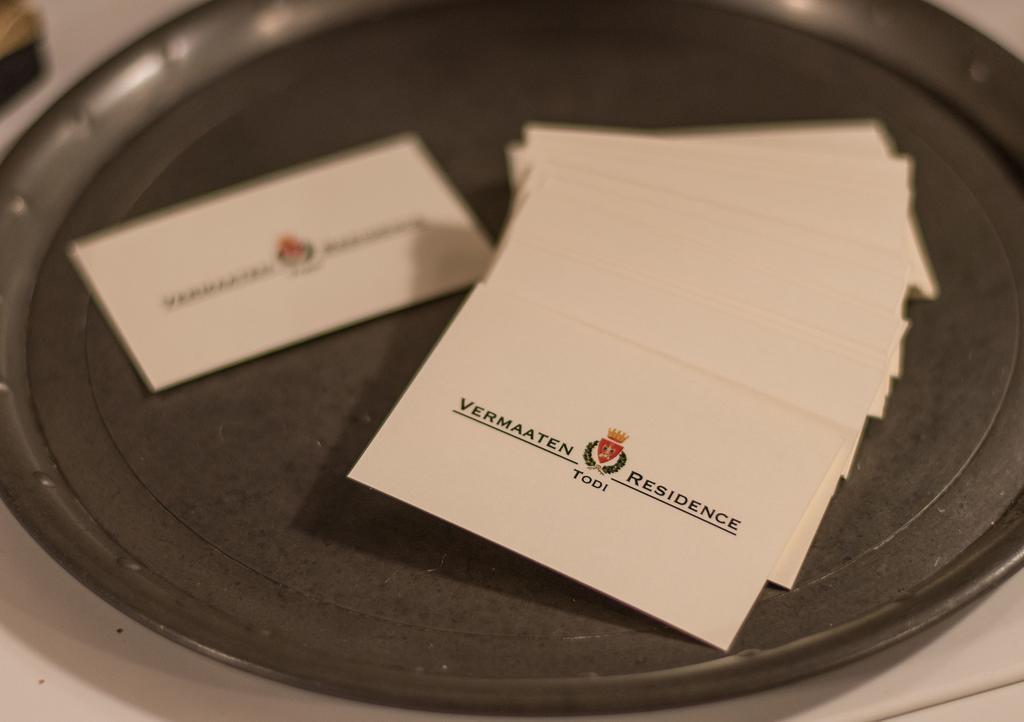 Vermaaten Boutique Suites Emerald Todi Luaran gambar