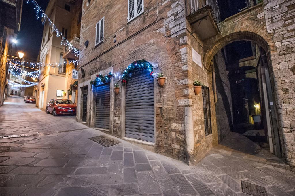 Vermaaten Boutique Suites Emerald Todi Luaran gambar